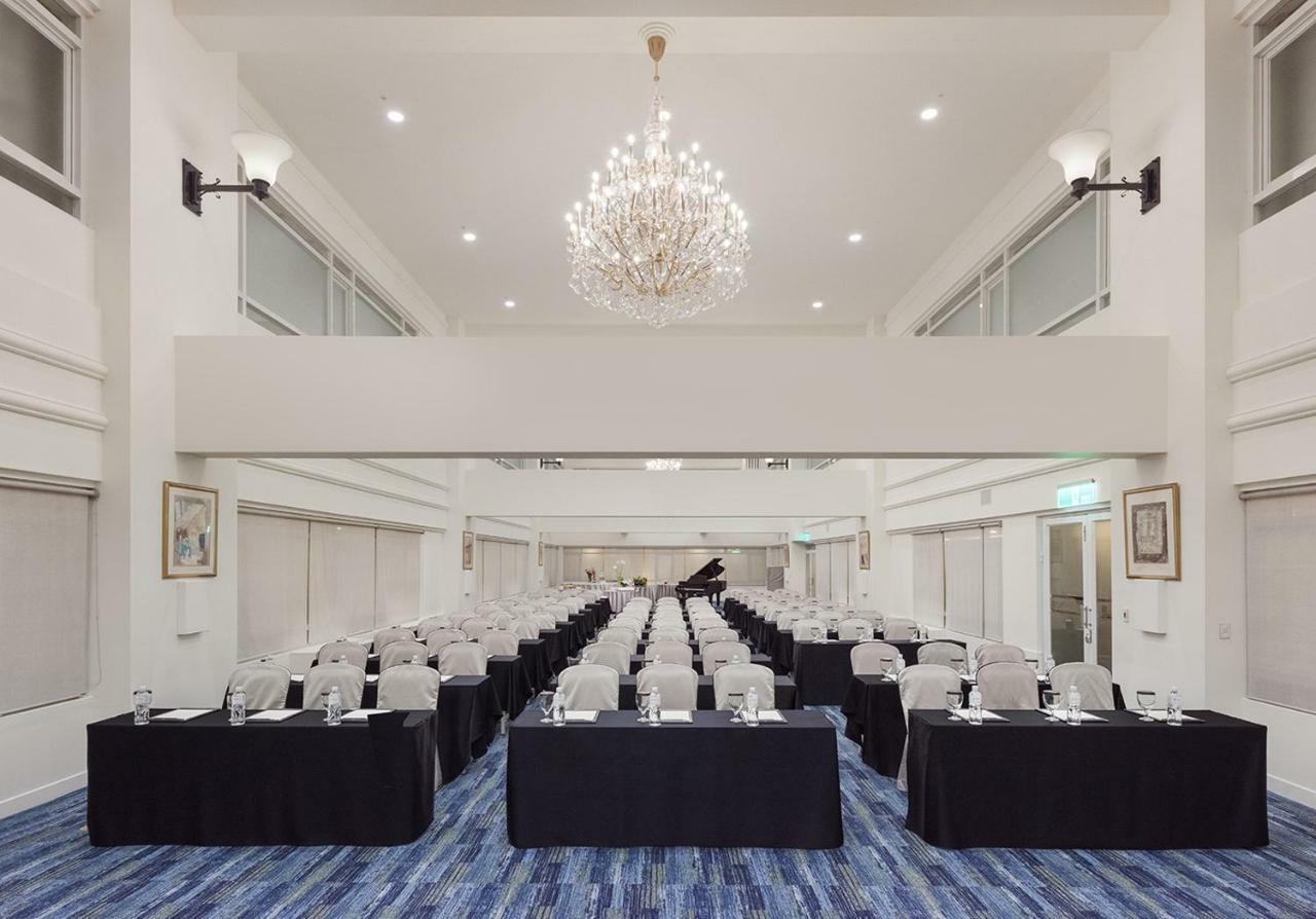 Grand Hi Lai Hotel Kaohsiung Buitenkant foto The ballroom